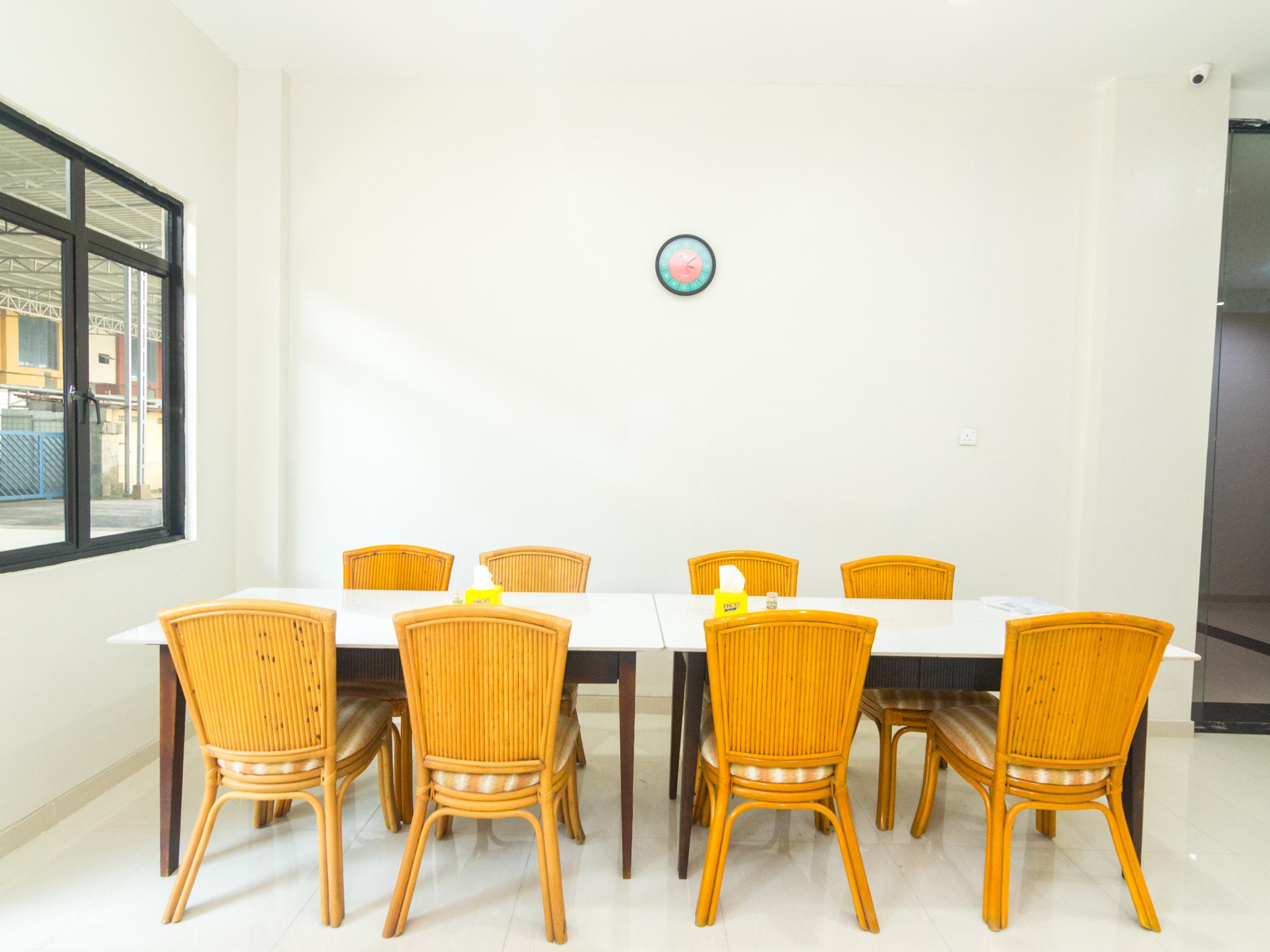 Capital O 1867 Kara Guest House Batam Luaran gambar