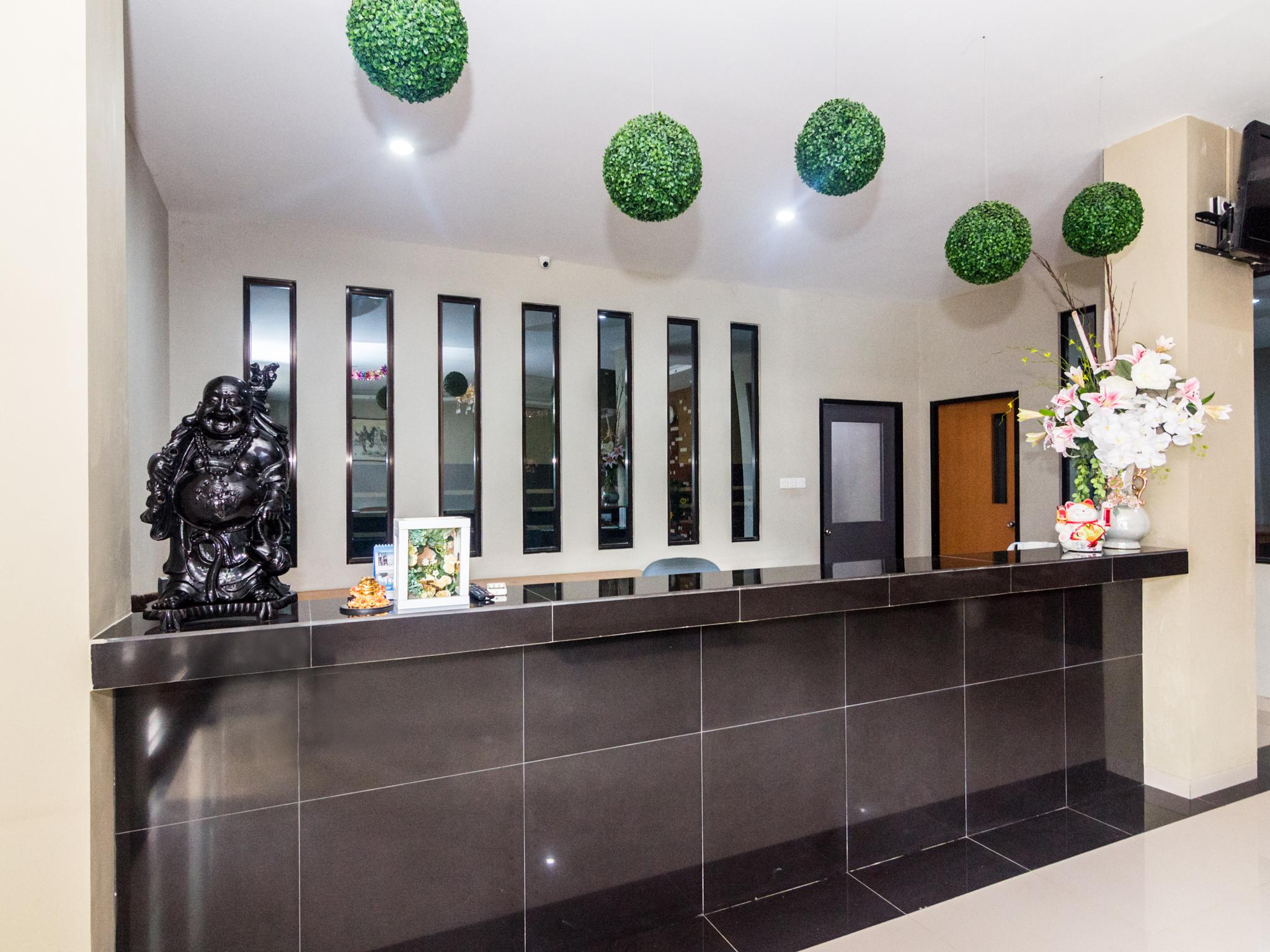 Capital O 1867 Kara Guest House Batam Luaran gambar